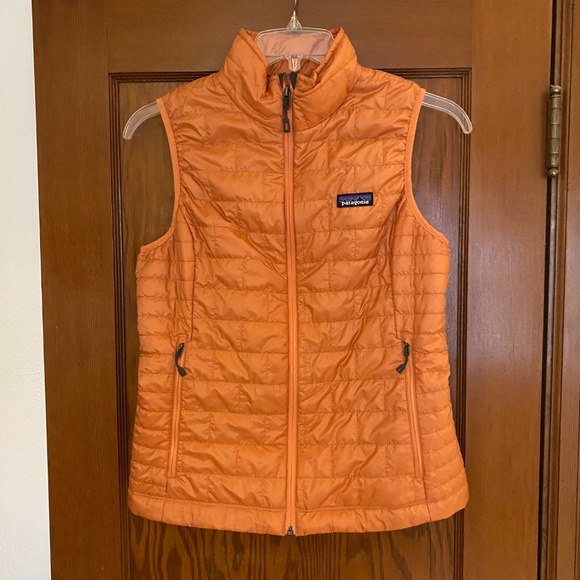 Patagonia Nano Puff Vest - Picture 1 of 12